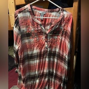 Catherine’s plaid long sleeve shirt